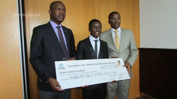 4ème Assises de la jeunesse ivoirienne/ Voici le meilleur jeune inventeur de Côte d’Ivoire