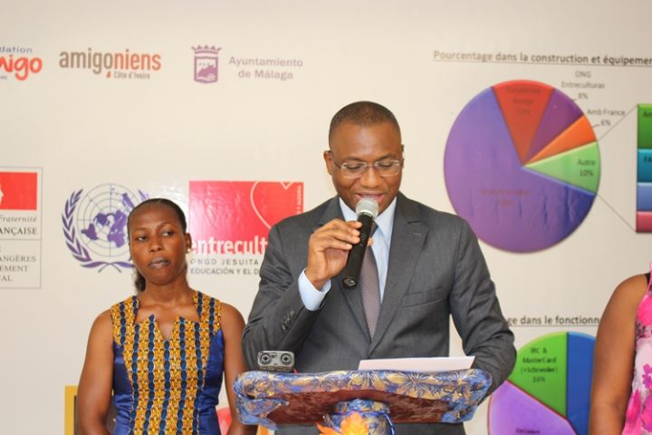 Emploi et insertion des jeunes : Sidi Tiémoko Touré redonne du sourire aux jeunes filles vulnérables