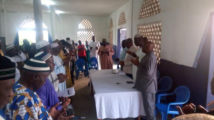 Référendum constitutionnel du 30 octobre 2016 - les imams du département de gGrand Bassam rassurent Ezaley pour un oui