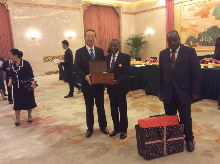 Renforcement de la Coopération entre la Chine et la Côte d’Ivoire : Le Président Charles Koffi DIBY conduit une délégation du CESEC à Beijing