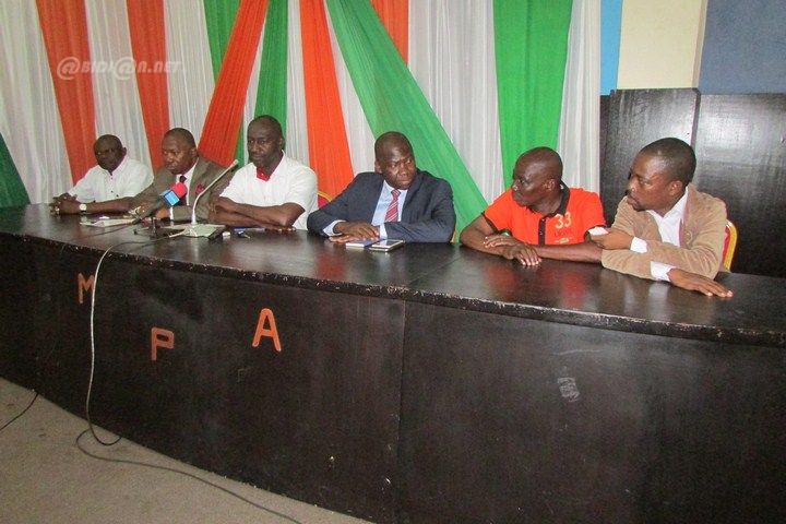 Médias: Des organisations déplorent ’’l’attitude anti-confraternelle’’