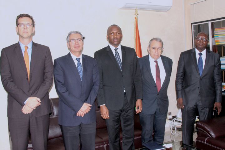 Réforme de l’Enseignement technique et de la Formation professionnelle : Une délégation de l’AFD chez le Secrétaire d’Etat Mamadou TOURE