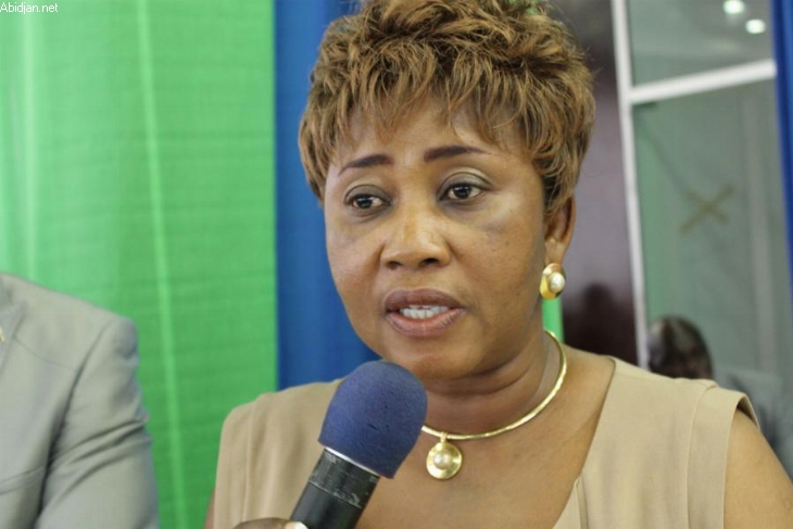 Des hommes d`affaires américains restituent les résultats de leur prospection