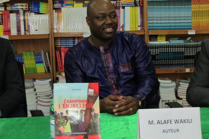 Dédicace/ Wakili Alafé  : “Championne, L’Enjailleuse’’ fait son chemin