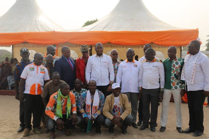 À Béoumi plus d’une centaine de nouveaux adhérents au RHDP ont été présentés au coordonnateur régional Sidi Touré