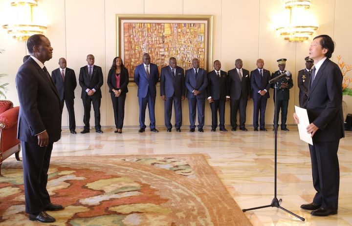 Le président ivoirien reçoit les lettres de créances de quatre nouveaux ambassadeurs