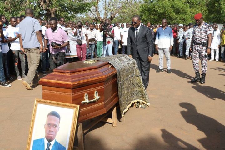 Soro à Korhogo pour les obsèques d’un jeune étudiant tué à la machette lors d’une réunion politique