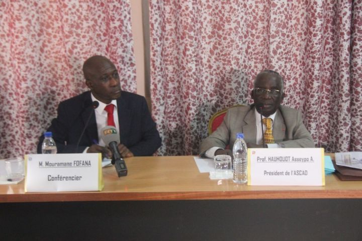 Amélioration du système de création d’entreprise pérenne : Mouramane Fofana explique les avantages du modèle clonix aux académiciens