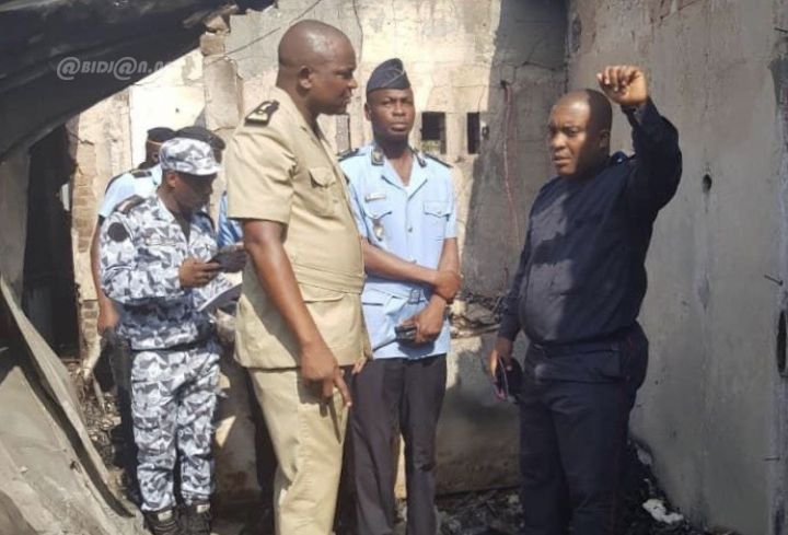 Drame à Yopougon : huit personnes périssent dans un incendie à la cité policière des toits rouges