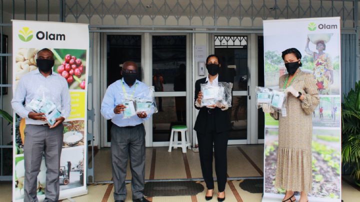 Lutte contre le covid-19: Le groupe Olam commande 10 000 masques à Seedballs pour ses employés