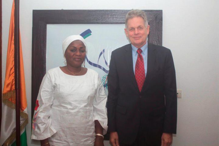 Coopération :  SEM Michael Grau en visite à la CNDHCI