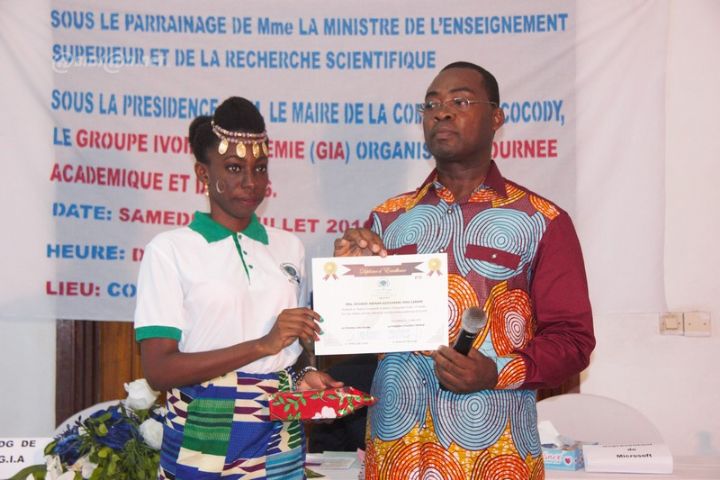 Enseignement Supérieur: Le Groupe Ivoire Académie teste le E-learning