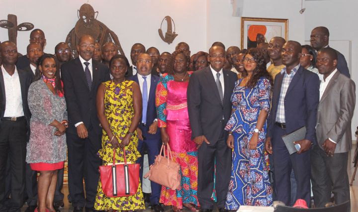 Le Ministre du tourisme rencontre les Directeurs Régionaux et Départementaux du MINTOUR