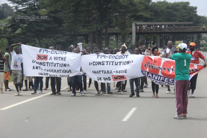 Nouvelle Constitution en Côte d’Ivoire: l’opposition peine à se faire entendre