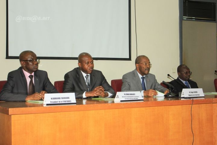 Lancement de la campagne d`information et de souscription aux produits de la monétique dans l`industrie touristique ivoirienne