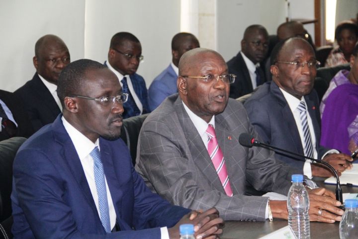 Côte d’Ivoire : le gouvernement et les syndicats s’en remettent à un ’’comité technique mixte’’