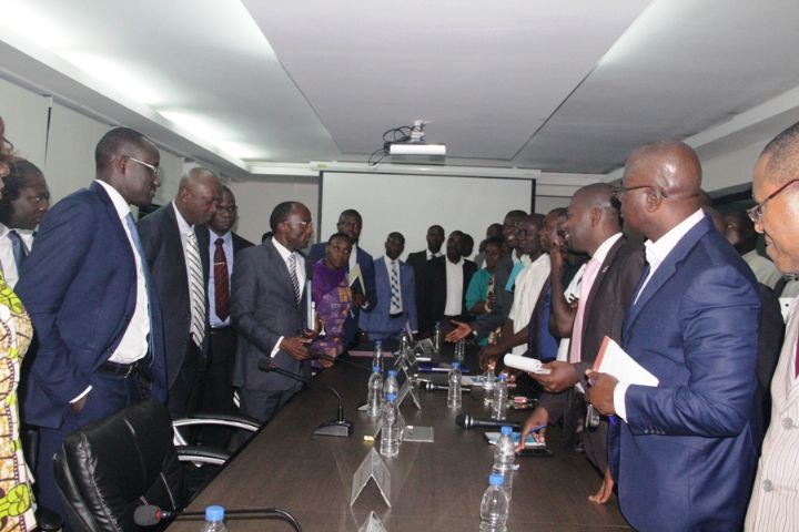 Grève des fonctionnaires : résolutions de l’assemblée générale nationale du vendredi 27 janvier 2017