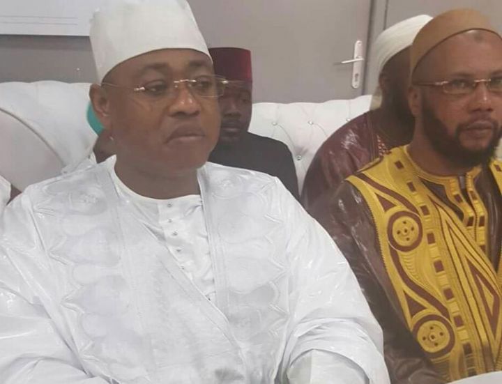 La nuit du destin : les amis du paradis prient contre la violence à Abobo