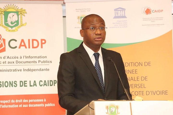 Accès universel à l’information : le gouvernement réaffirme son engagement à garantir le droit à l’information