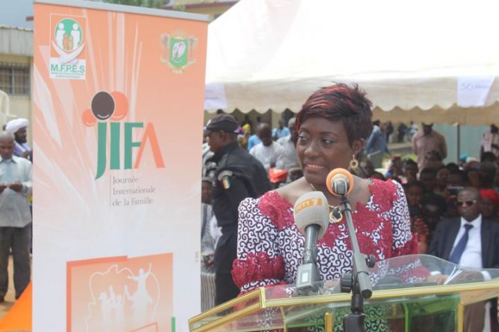 Célébration de la journée internationale de la famille : La Ministre Mariatou Koné aux parents. « L’éducation de nos enfants doit se faire au sein de la cellule familiale et non dans la rue »