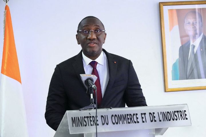 Journée de l’industrialisation de l’Afrique : le gouvernement réaffirme son engagement pour la transformation structurelle de l’économie par l’industrie