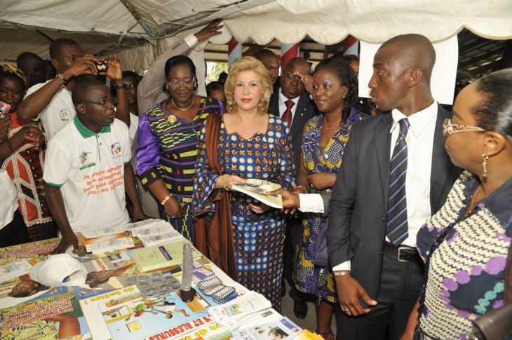6ème Semaine nationale de lutte contre le sida / Mme Dominique Ouattara aux personnes infectées : 