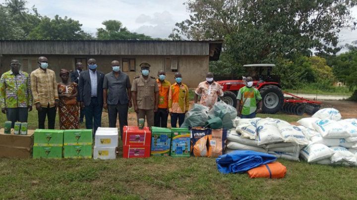 Des Kits d’intrants agricoles distribués à des producteurs du maraîcher à Bondoukou