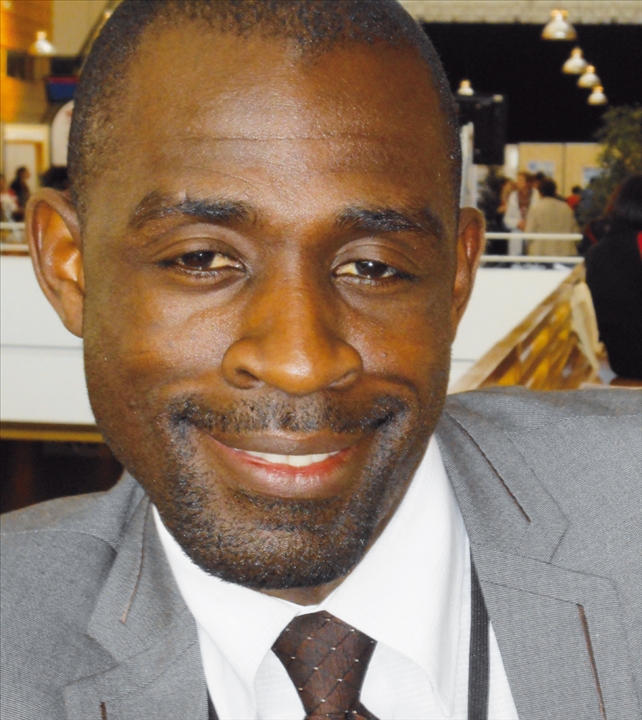 Hermann Christian Kouassi (vice-président de la Fédération des associations de la diaspora ivoirienne) : ’’Nous voulons minimiser les risques de perte d’investissements’’. L’action gouvernementale est lente