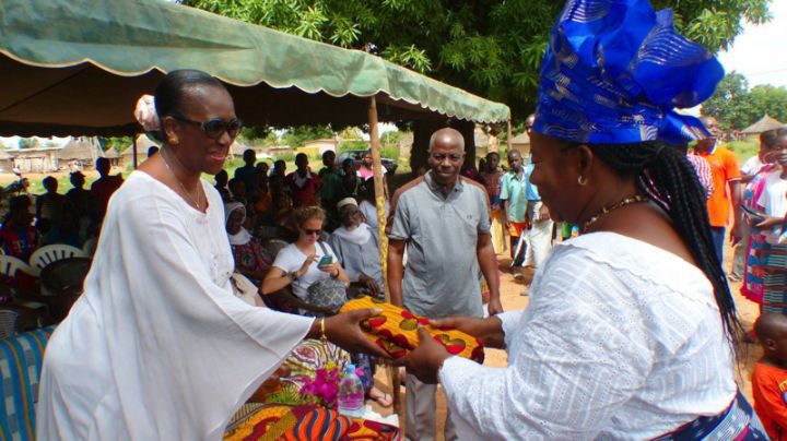 Fête des mères: Chantal Fanny donne du sourire aux femmes de Kaniasso