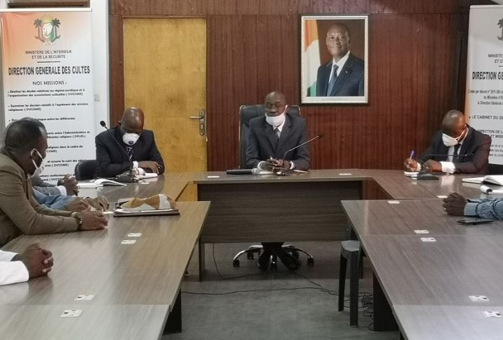 La direction générale des Cultes officiellement informée du décès de l’Archevêque Kassi d’Azito