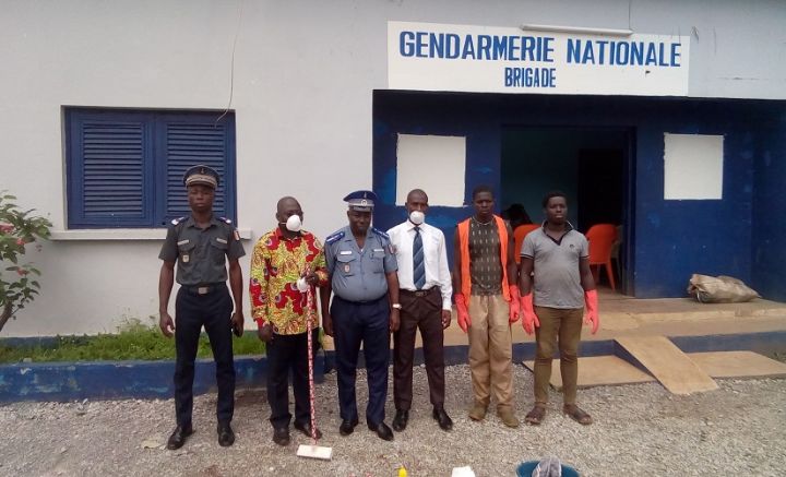 Le conseil régional des droits de l’Homme du Hambol organise une opération de salubrité à la brigade de gendarmerie de Katiola