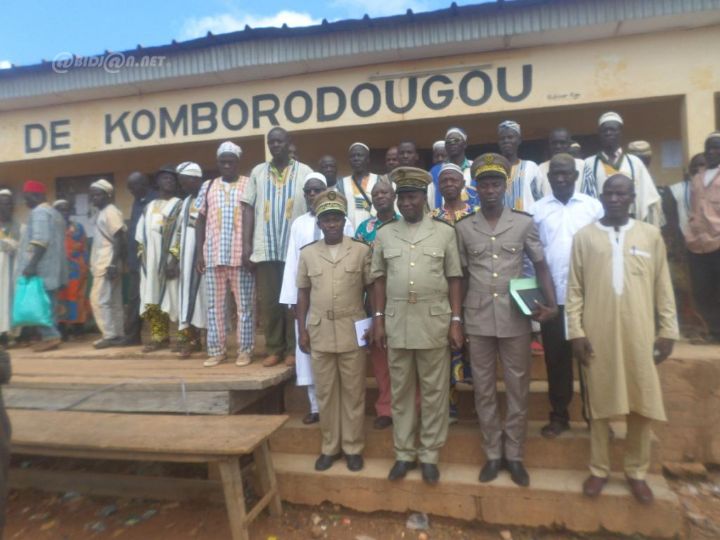 Komborodougou/ Passation de charges: le sous préfet irié Bi Ya Charles Marius présenté à la population