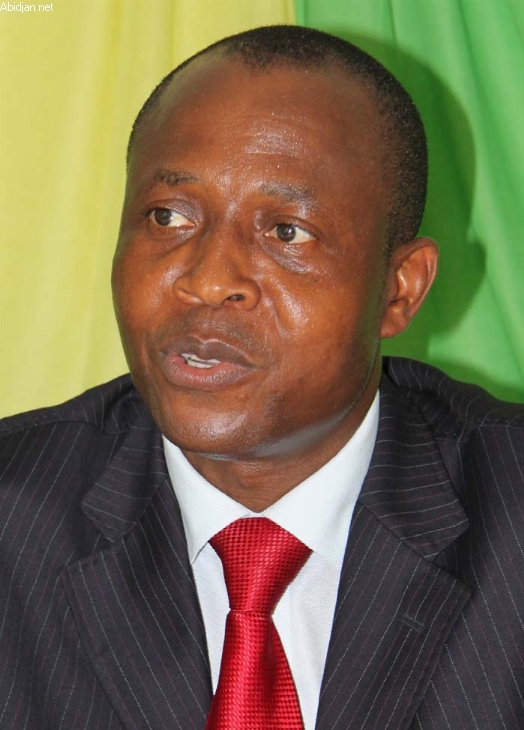 Sortie de crise en Côte d`Ivoire / Siméon Konan  pour une transition sans Gbagbo et Ouattara - . L`organe dirigeant que propose le candidat malheureux au 1er tour