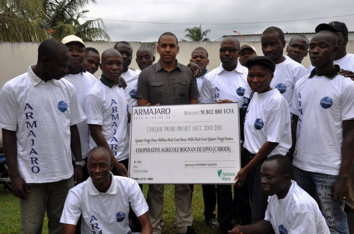 Cacao-certifié / Armajaro-Côte d’Ivoire : Plus d’un milliard neuf cent millions de FCFA aux coopératives