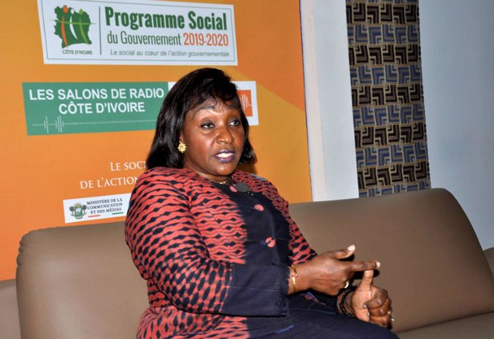 Accès au service public : « Notre devoir est de mettre à la disposition des ivoiriens une administration moderne », affirme Raymonde Goudou-Coffie