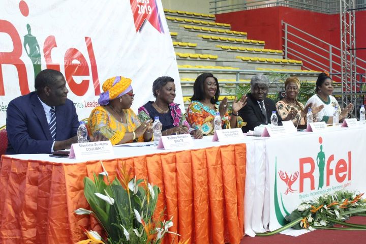 Promotion de l’excellence: le réseau international des femmes leaders offre 25 bourses d’étude à 25 nouveaux bacheliers