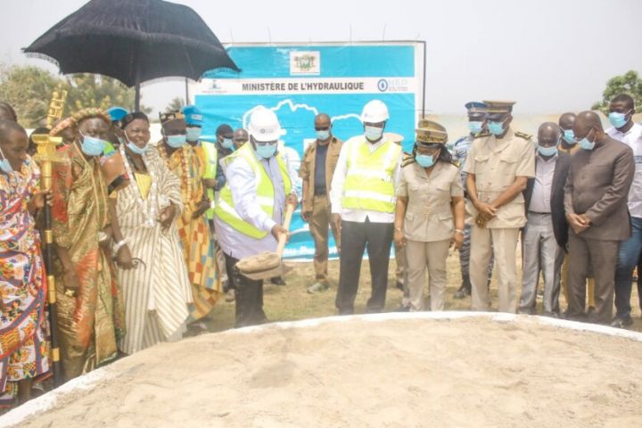 Des travaux de deux châteaux d’eau engagés dans le Moronou pour alimenter cinq localités