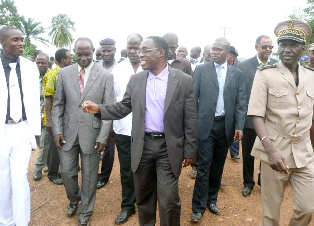 Vols de médicaments, corruption dans les hôpitaux… : Le  ministre de la Santé enquête