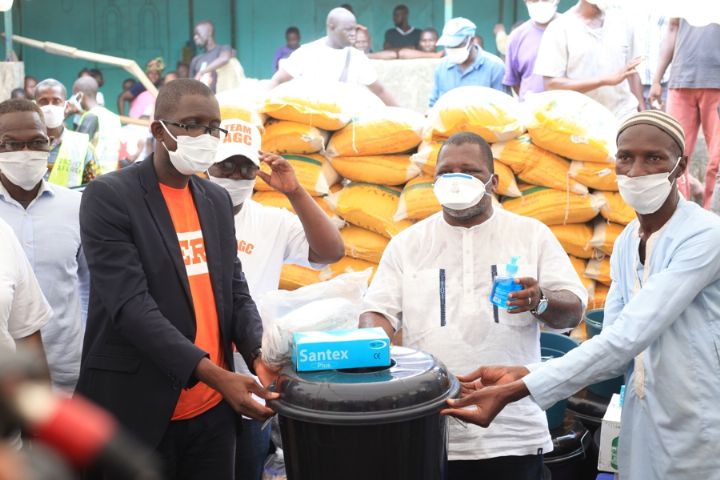 Covid-19 : les artisans ferrailleurs de la casse d’Abobo sensibilisés