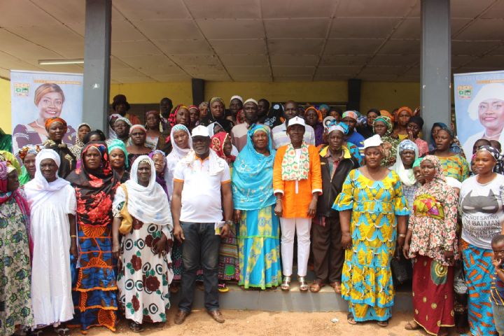Elections municipales : Les transporteurs et les commerçants de Boundiali à la candidate Mariatou Koné : « Il est temps d’essayer une femme à la tête de la Mairie »