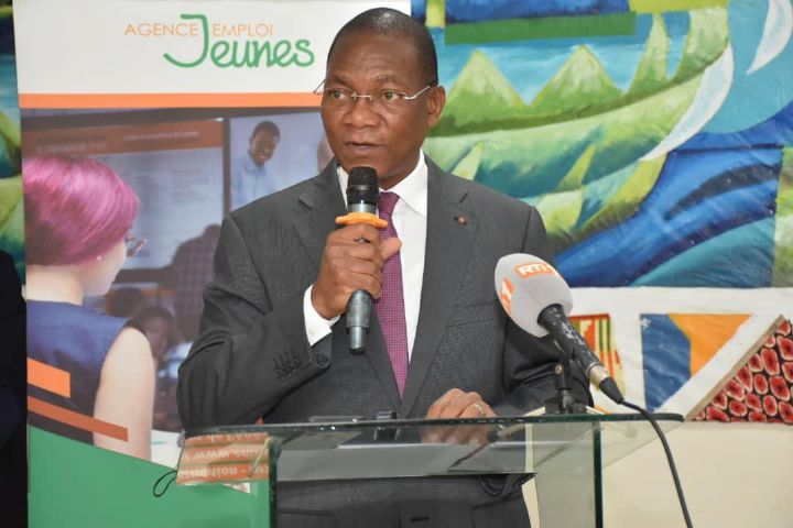 Bruno Koné invite les jeunes à s’approprier les Guichets Emploi pour faciliter leur insertion professionnelle
