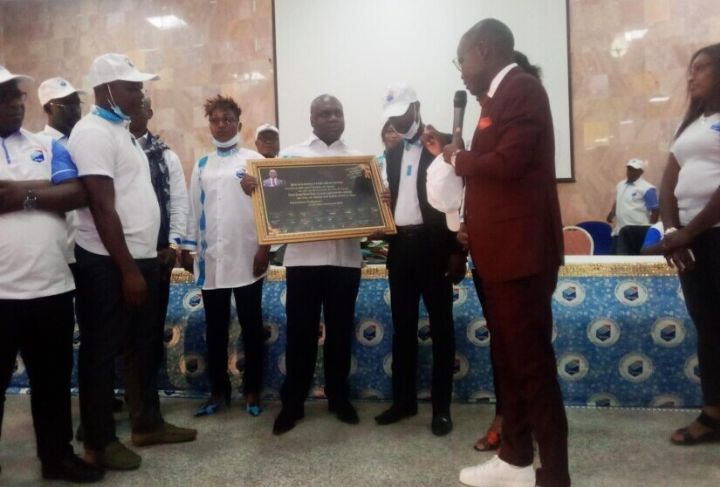 Gnogbo Paul succède à Mesmin Comoé à la tête du MIDD