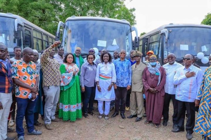 Transport / Renouvellement­ du parc automobile de la Bagoué: la Ministre Mariatou Koné rend hommage au Président de la République