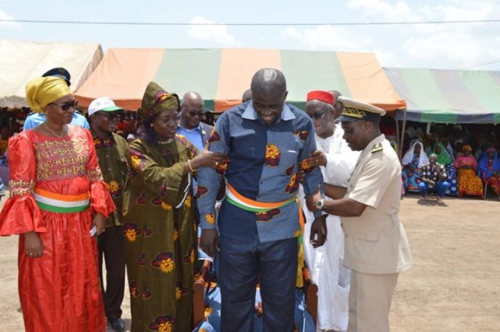 Morondo/ Investiture du Maire: Marraine de la cérémonie, la Ministre Mariatou Koné à son filleul : « Diriger n’est pas facile. Il faut savoir être à l’écoute des autres, respecter les autres, mêmes les plus petits »