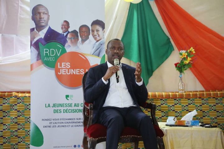 Emploi des jeunes / Le ministre Mamadou Touré annonce 317 millions F pour les jeunes du Moronou