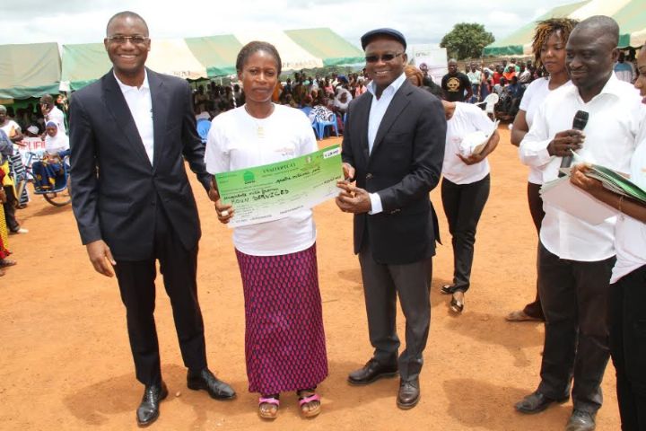 Avant la visite d’Etat du Président de la République dans le Woroba : Le Ministre Sidi Tiémoko Touré lance l’opération « Agir pour les Jeunes »