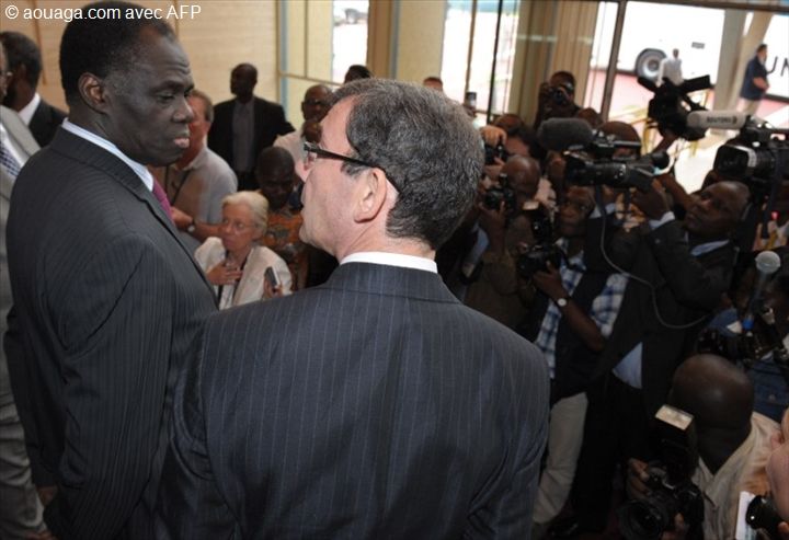 La CEDEAO se félicite de la signature solennelle de la charte de la transition et de la désignation de Michel Kafando en qualité de président de la transition au Burkina Faso