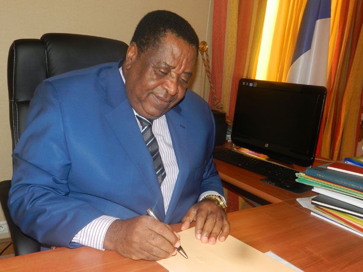 Entretien avec S.E.M. Miguel Oyono Ndong Mifumu, ambassadeur de Guinée équatoriale en France: « Organiser la CAN, c’était éviter une humiliation à l’Afrique »