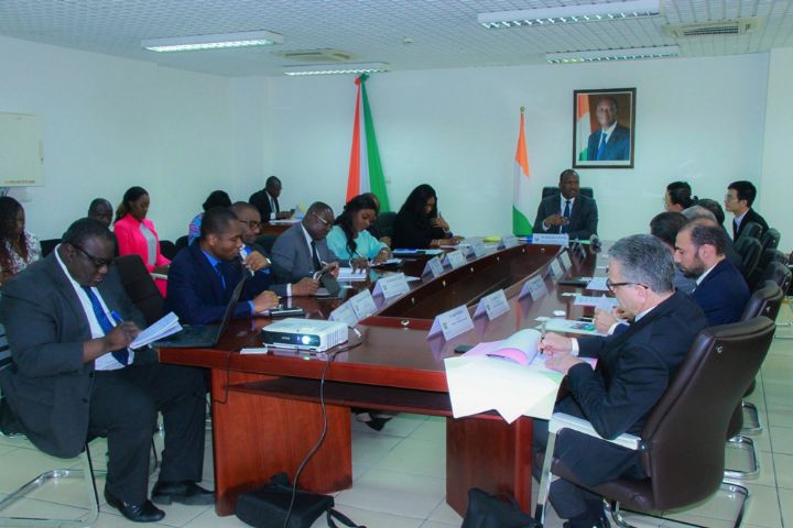 Autonomisation et insertion des jeunes : Le Ministre Mamadou Touré mobilise les chambres consulaires