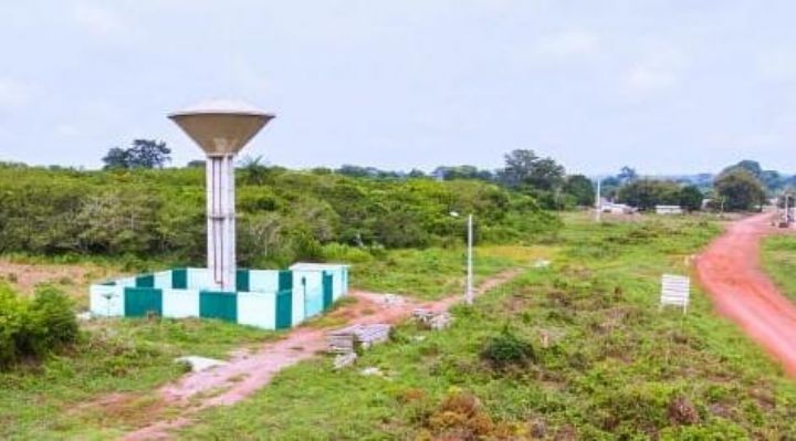 Eau potable : le gouvernement offre un château d’eau à Béréni-Dialla